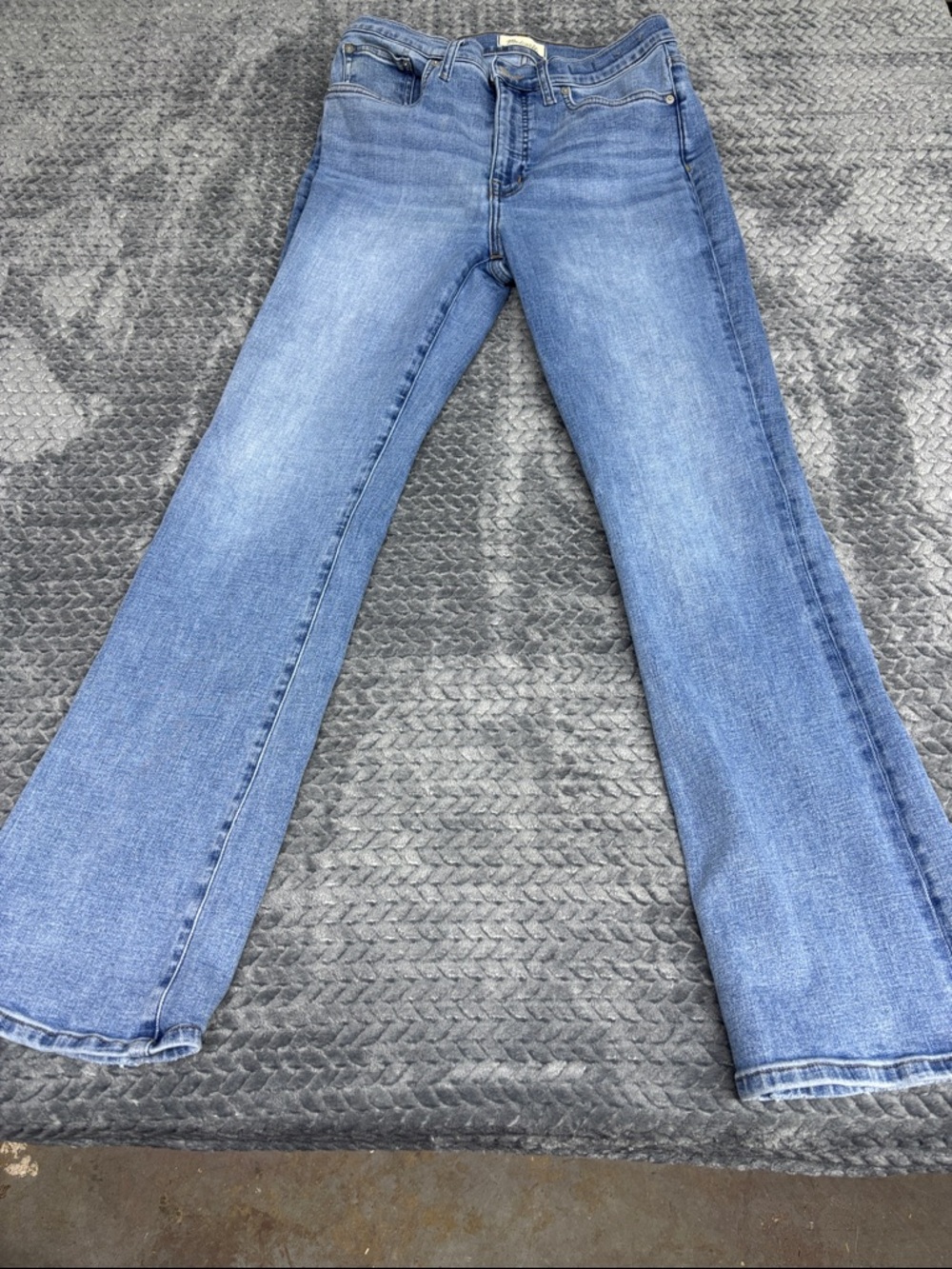 Madewell Mid-rise Kick Out Women’s Jeans